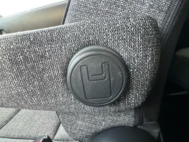 シエンタ ハイブリッドＺ　全方位モニター　両側電動スライドドア　ＬＥＤライト　５人乗り　ＢＬＵＥＴＯＯＴＨ　テレビ　シートヒーター　１００Ｖ　車検整備付　タイヤ新品　プッシュスタート（49枚目）