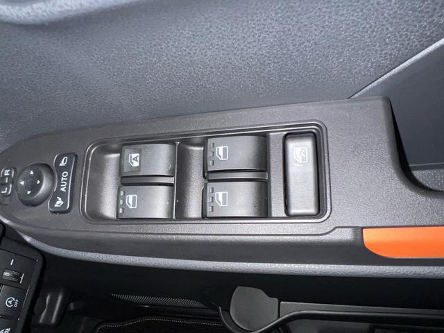 タント ファンクロス 両側電動スライド 運転席・助手席シートヒーター 安全装置 特別仕様 スペアキー(32枚目)