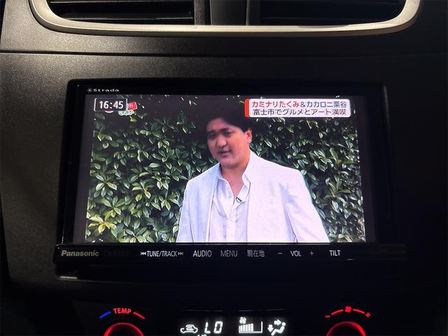 スイフトスポーツ ベースグレード　ＥＴＣ　ナビ　ＴＶ　オートクルーズコントロール　アルミホイール　スマートキー　電動格納ミラー　ＣＶＴ　盗難防止システム　衝突安全ボディ　記録簿　ＡＢＳ　ＥＳＣ　ＵＳＢ　エアコン　パワーステアリング（4枚目）