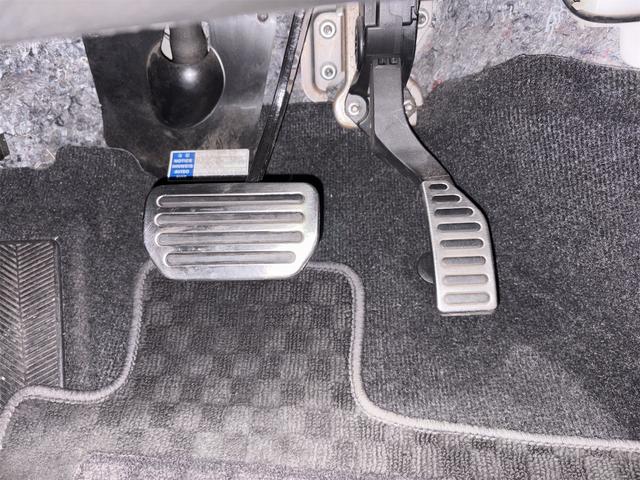 スイフトスポーツ ベースグレード　ＥＴＣ　ナビ　ＴＶ　オートクルーズコントロール　アルミホイール　スマートキー　電動格納ミラー　ＣＶＴ　盗難防止システム　衝突安全ボディ　記録簿　ＡＢＳ　ＥＳＣ　ＵＳＢ　エアコン　パワーステアリング（30枚目）