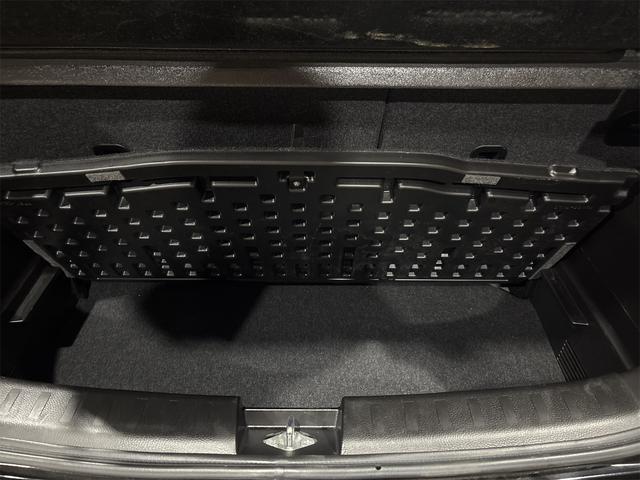 スイフトスポーツ ベースグレード　ＥＴＣ　ナビ　ＴＶ　オートクルーズコントロール　アルミホイール　スマートキー　電動格納ミラー　ＣＶＴ　盗難防止システム　衝突安全ボディ　記録簿　ＡＢＳ　ＥＳＣ　ＵＳＢ　エアコン　パワーステアリング（37枚目）