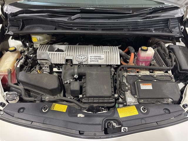 プリウス Ｇ　ＥＴＣ　オートクルーズコントロール　バックカメラ　ナビ　アルミホイール　オートライト　ＨＩＤ　ＣＶＴ　スマートキー　アイドリングストップ　電動格納ミラー　盗難防止システム　パワーシート　ＣＤ（20枚目）