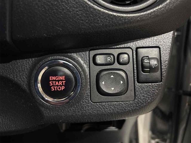 �G���W���n�����y�`���ł��B�C�`�C�`�����o����Ԃ������Ȃ�܂���B