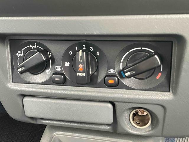 パジェロミニ Ｘ　ドライブレコーダー　ＥＴＣ　ＡＴ　ＣＤ　エアコン　パワーステアリング　パワーウィンドウ　運転席エアバッグ（5枚目）