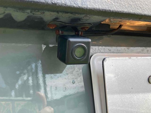 ハイエースバン SーGL4WD キャンプ仕様 デジタルミラー 走行充電 ETC バックカメラ ナビTV 社外クルーズコントロール ブレーキアシスト 両側電動ドア ヒッチメンバー 走行充電システム ベンチレータ 内装ダークプライム仕様 ベットキット 寒冷地仕様 ドラレコ(18枚目)