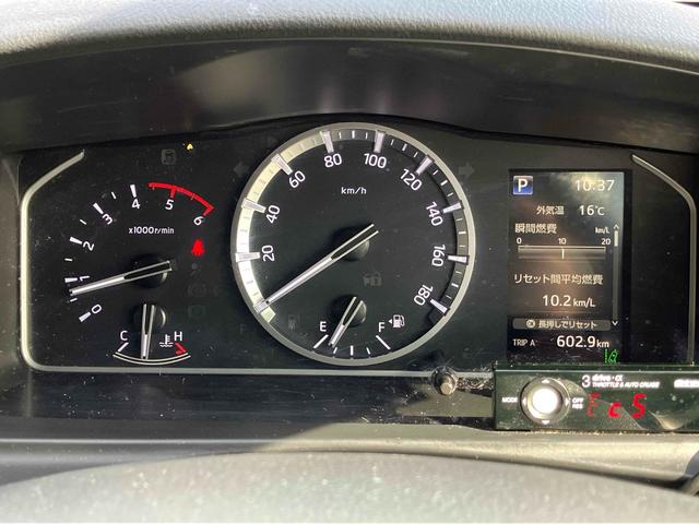 ハイエースバン SーGL4WD キャンプ仕様 デジタルミラー 走行充電 ETC バックカメラ ナビTV 社外クルーズコントロール ブレーキアシスト 両側電動ドア ヒッチメンバー 走行充電システム ベンチレータ 内装ダークプライム仕様 ベットキット 寒冷地仕様 ドラレコ(32枚目)