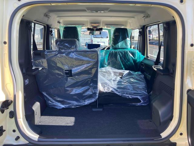 ジムニーノマド ＦＣ　登録済み未使用車　９インチナビＴＶ　４ＷＤ　バックカメラ　クリアランスソナー　オートクルーズコントロール　レーンアシスト　衝突被害軽減システム　ナビ　オートライト　ＬＥＤヘッドランプ　ヘッドライトウォッシャー　アルミホイール（18枚目）