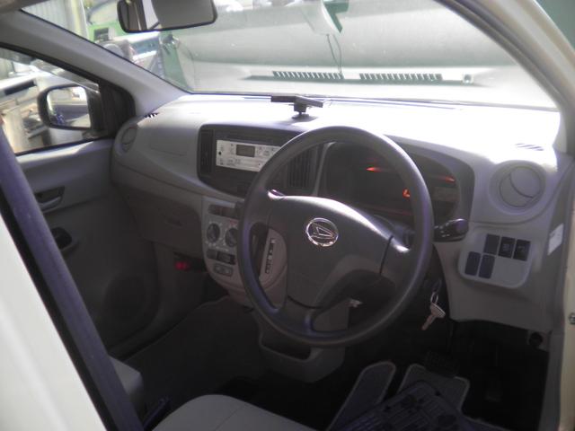 ミライース Ｌ　メモリアルエディション　ＥＴＣ　１４インチアルミホイール　ＣＤプレーヤー　キーレスエントリー　アイドリングストップ　マニュアルエアコン　パワステ　パワーウインド　両席エアバッグ（3枚目）