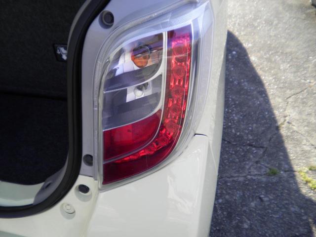 ミライース Ｌ　メモリアルエディション　ＥＴＣ　１４インチアルミホイール　ＣＤプレーヤー　キーレスエントリー　アイドリングストップ　マニュアルエアコン　パワステ　パワーウインド　両席エアバッグ（22枚目）