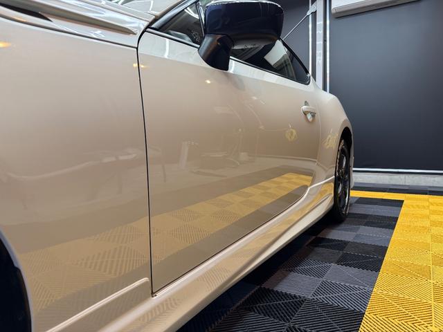 ８６ ＧＴ　後期型　禁煙車　６ＭＴ　エアサス（エアフォース）　モデリスタフルエアロ　ＴＲＤブレーキ　トムスＡＷ　ワンオーナー　　　ガレージ保管　オプション有（9枚目）