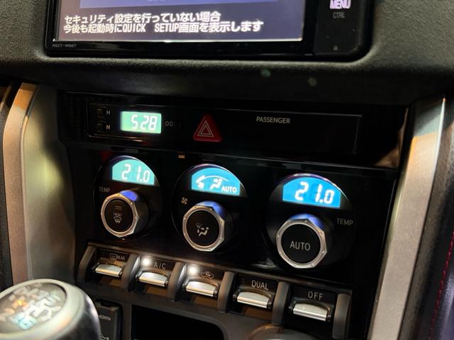 ８６ ＧＴ　後期型　禁煙車　６ＭＴ　エアサス（エアフォース）　モデリスタフルエアロ　ＴＲＤブレーキ　トムスＡＷ　ワンオーナー　　　ガレージ保管　オプション有（20枚目）