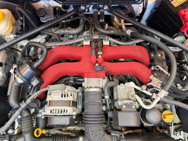 ８６ ＧＴ　後期型　禁煙車　６ＭＴ　エアサス（エアフォース）　モデリスタフルエアロ　ＴＲＤブレーキ　トムスＡＷ　ワンオーナー　　　ガレージ保管　オプション有（32枚目）