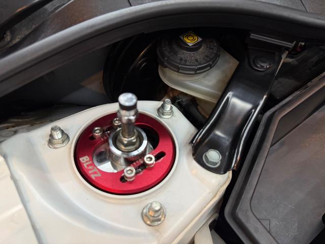 Ｓ６６０ α　６ＭＴ　禁煙車　無限ハードトップ付き　各ＨＫＳカスタム　ブリッツ足周り　ロッソモデロマフラー　センターディスプレイ　バックカメラ（29枚目）