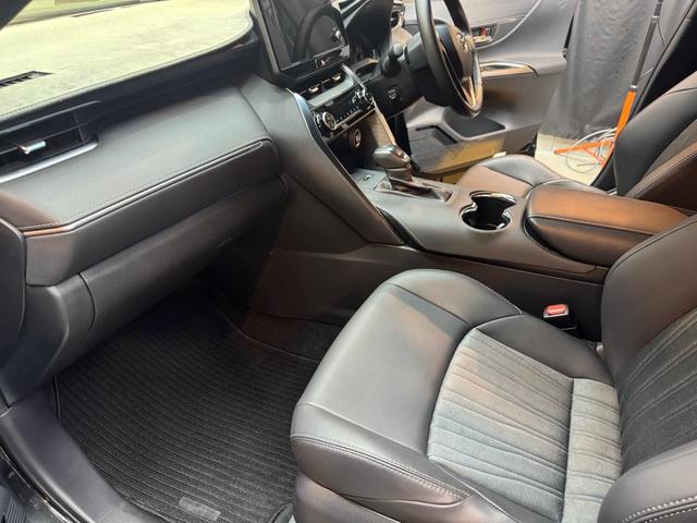 ハリアー Ｇ　ワンオーナー　デジタルインナーミラー　ＥＴＣ２．０　アダクティブクルーズコントロール　ドラレコ３６０度　ハーフレザーシート　パワーバックドア　ＬＥＤヘッドライト（13枚目）