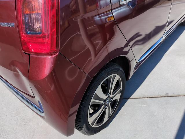 Ｎ－ＯＮＥ プレミアム　ツアラー・Ｌパッケージ　軽自動車　ターボ　パドルシフト　クルーズコントロール　社外ナビ　ＥＴＣ　車検Ｒ９年１２月（8枚目）