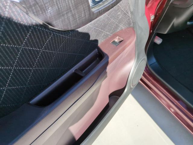 Ｎ－ＯＮＥ プレミアム　ツアラー・Ｌパッケージ　軽自動車　ターボ　パドルシフト　クルーズコントロール　社外ナビ　ＥＴＣ　車検Ｒ９年１２月（47枚目）