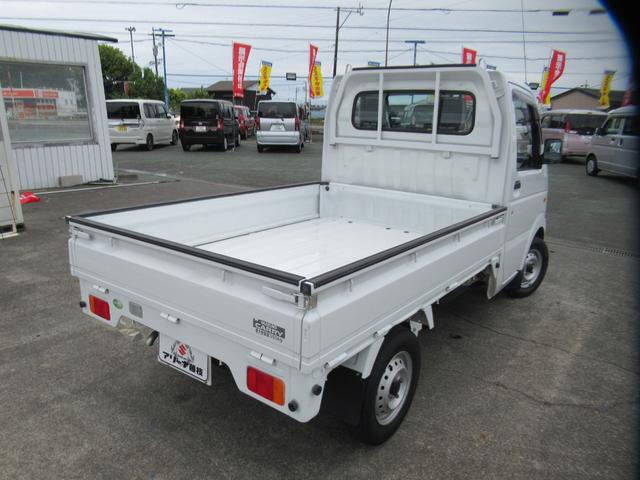 キャリイトラック ＫＣエアコン・パワステ　２ＷＤ　５ＭＴ　アッパーメンバーガード付　ドアバイザー　純正ラジオデッキ　エアコン　パワステ　ワンオーナー　車検時整備記録簿付き（2枚目）