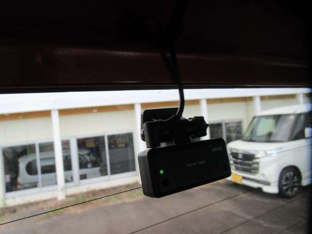 デイズルークス ハイウェイスター　Ｘ　純正７インチナビ　Ｂｌｕｅｔｏｏｔｈ　ＤＶＤ再生　フルセグＴＶ　全方位バックカメラ　ＥＴＣ　前後ドライブレコーダー　片側電動スライド　両側スライド　ブレーキアシスト　アイドリングストップ　ワンオーナー（11枚目）