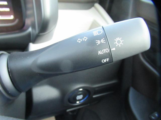 スペーシア ハイブリッドG 届出済未使用車 オートLEDライト オートハイビーム 前後ブレーキアシスト 両側スライドドア フットパーキング 先行車&青信号対応発進お知らせ機能 ヒルホールドコントロール オーディオレス(6枚目)