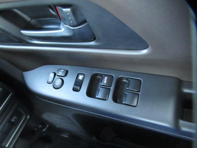 スペーシア ハイブリッドG 届出済未使用車 オートLEDライト オートハイビーム 前後ブレーキアシスト 両側スライドドア フットパーキング 先行車&青信号対応発進お知らせ機能 ヒルホールドコントロール オーディオレス(14枚目)