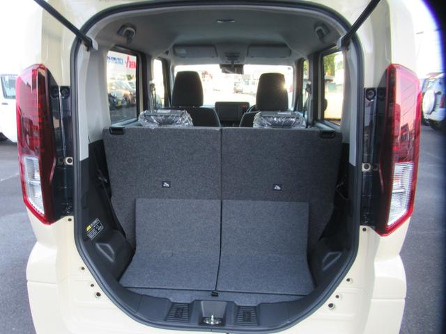 スペーシア ハイブリッドG 届出済未使用車 オートLEDライト オートハイビーム 前後ブレーキアシスト 両側スライドドア フットパーキング 先行車&青信号対応発進お知らせ機能 ヒルホールドコントロール オーディオレス(17枚目)