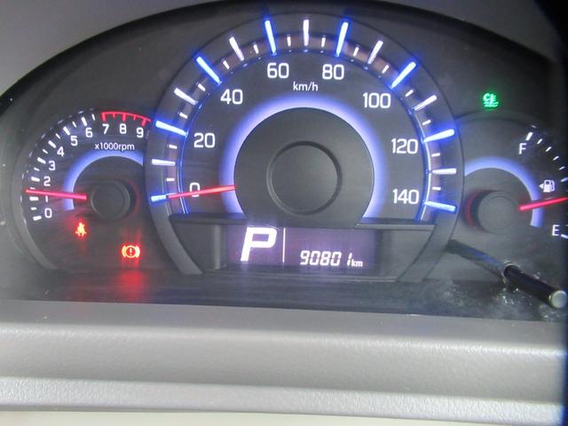 スペーシア X CDオーディオ 片側電動スライド 両側スライド イージードアクローザー 後席左右ロールサンシェード アイドリングストップ キーレスプッシュスタート スマートキー 電動格納ミラー オートエアコン(6枚目)