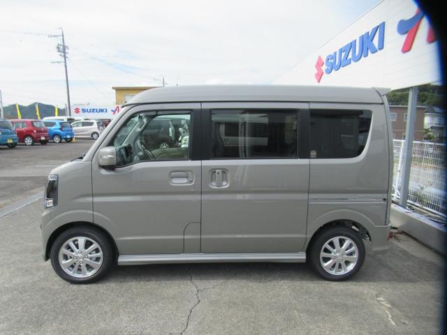 エブリイワゴン ＰＺターボ　届出済未使用車　ハイルーフ　ターボ　片側電動スライド　６スピーカー　前後ブレーキアシスト　シートヒーター　オートＬＥＤライト　アイドリングストップ　ハンドルリモコン　ＵＳＢ充電ソケット　純正アルミ（25枚目）