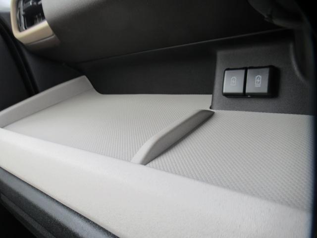 スペーシア ハイブリッドX 届出済未使用車 純正9インチ全方位バックカメラ付ナビ Bluetooth フルセグTV 両側電動スライド 後席用サーキュレーター 左右席シートヒーター 前後ブレーキサポート オートLEDライト(19枚目)