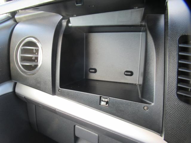 ワゴンRスティングレー X 6スピーカー HIDライト フォグライト キーレスプッシュスタート CD/AMFMラジオオーディオ スマートキー 純正アルミ 電動格納ミラー オートエアコン(11枚目)