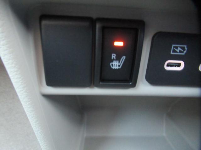 アルトラパン ハイブリッドL 新型6型 届出済未使用車 フロントドアガラス99%UVカット ハンドルリモコン オートLEDライト リモート格納サイドミラー USB充電ソケット 前後ブレーキアシスト シートヒーター オーディオレス(10枚目)