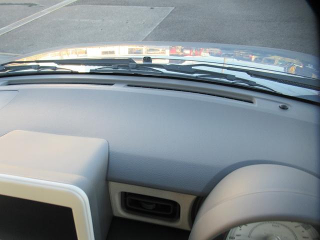 アルトラパン ハイブリッドL 新型6型 届出済未使用車 フロントドアガラス99%UVカット ハンドルリモコン オートLEDライト リモート格納サイドミラー USB充電ソケット 前後ブレーキアシスト シートヒーター オーディオレス(17枚目)