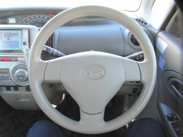 タント X 純正7インチナビ Bluetooth DVD再生 フルセグTV バックカメラ ETC 片側電動スライドドア スマートキー アイドリングストップ オートエアコン アームレスト 電動格納ミラーワンオーナー(11枚目)