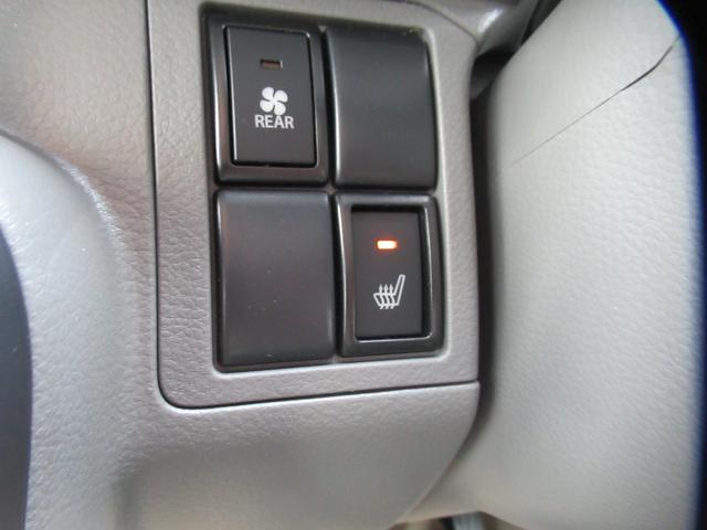 エブリイ ジョイン　届出済未使用車　純正バックカメラ付ディスプレイオーディオ　Ｂｌｕｅｔｏｏｔｈ再生　ＵＳＢ再生　アップルカープレイ　キーレスプッシュ式　前後ブレーキサポート　オートＬＥＤ　シートヒーター　分割シート（13枚目）