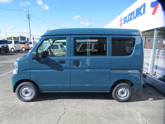 エブリイ ＰＡリミテッド　届出済未使用車　デュアルカメラブレーキサポート前後対応　オートライト　純正ラジオ　パワーウィンドー　キーレス　ハイビームアシスト　先行車発進お知らせ　ぬかるみ脱出アシスト　アイドリングストップ（24枚目）