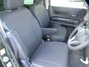 前列シートの画像です。キレイにクリーニング済みですし、目立った汚れもありませんので、安心して運転できますよ！