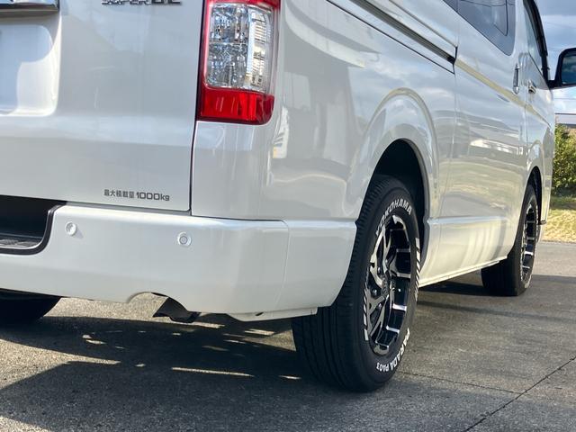 ハイエースバン スーパーGL ダークプライムII カロッエリアナビ 地デジ 全方位カメラ ETC クリムゾン16インチAW LEDヘッドライト スマートキー プッシュスタート 2000cc ガソリン車(17枚目)