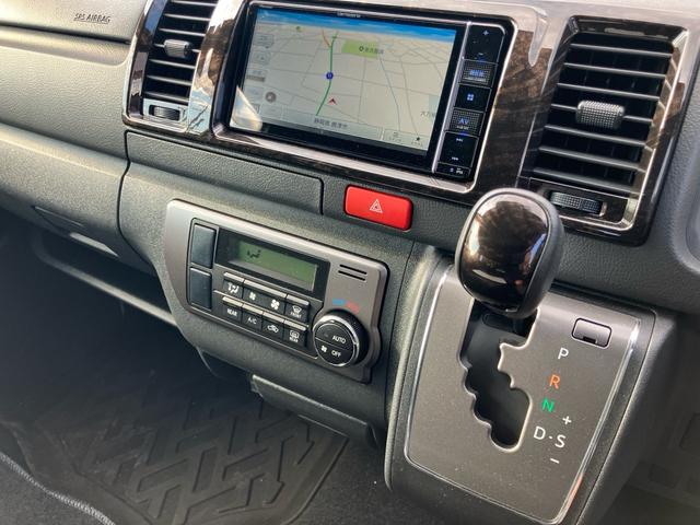 ハイエースバン スーパーGL ダークプライムII カロッエリアナビ 地デジ 全方位カメラ ETC クリムゾン16インチAW LEDヘッドライト スマートキー プッシュスタート 2000cc ガソリン車(31枚目)