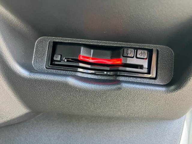 ハイエースバン スーパーGL ダークプライムII カロッエリアナビ 地デジ 全方位カメラ ETC クリムゾン16インチAW LEDヘッドライト スマートキー プッシュスタート 2000cc ガソリン車(39枚目)