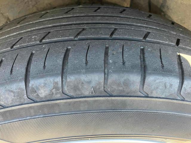 プリウス Ｓ　ＬＥＤエディション　ＥＴＣ　バックカメラ　ナビ　ＴＶ　アルミホイール　オートライト　ＬＥＤヘッドランプ　ヘッドライトウォッシャー　ＣＶＴ　スマートキー　アイドリングストップ　電動格納ミラー　盗難防止システム（23枚目）