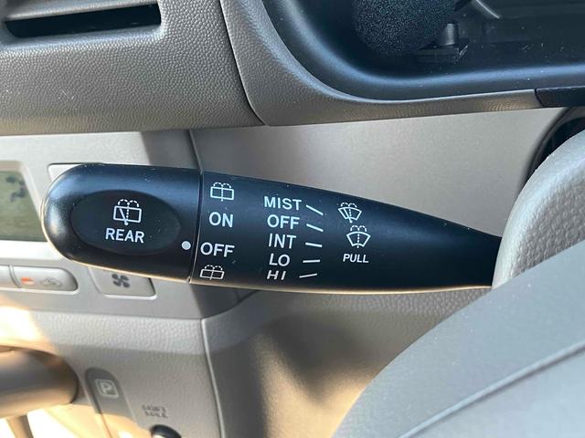 エブリイワゴン ＰＺターボ　両側スライド・片側電動　ナビ　キーレスエントリー　電動格納ミラー　ＡＴ　盗難防止システム　ＡＢＳ　ＣＤ　ＤＶＤ再生　アルミホイール　衝突安全ボディ　エアコン　パワーステアリング　パワーウィンドウ（7枚目）