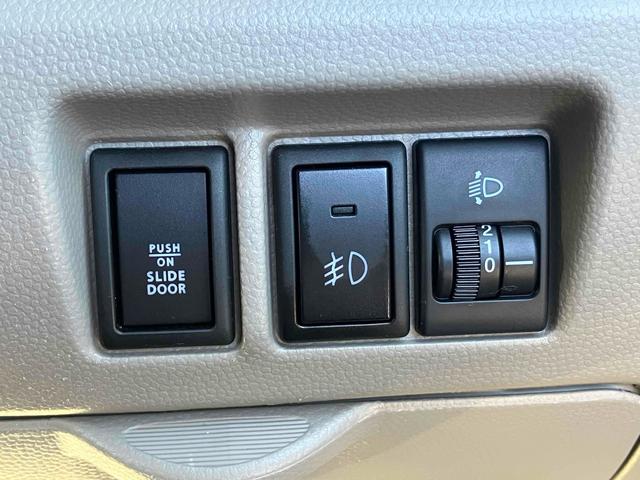 エブリイワゴン ＰＺターボ　両側スライド・片側電動　ナビ　キーレスエントリー　電動格納ミラー　ＡＴ　盗難防止システム　ＡＢＳ　ＣＤ　ＤＶＤ再生　アルミホイール　衝突安全ボディ　エアコン　パワーステアリング　パワーウィンドウ（11枚目）