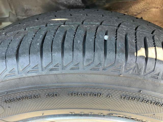 エブリイワゴン ＰＺターボ　両側スライド・片側電動　ナビ　キーレスエントリー　電動格納ミラー　ＡＴ　盗難防止システム　ＡＢＳ　ＣＤ　ＤＶＤ再生　アルミホイール　衝突安全ボディ　エアコン　パワーステアリング　パワーウィンドウ（21枚目）