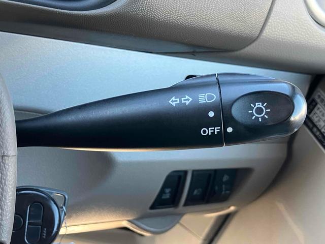 エブリイワゴン PZターボスペシャル 両側電動スライドドア キーレスエントリー ターボ AT 盗難防止システム ABS CD MD アルミホイール 衝突安全ボディ エアコン パワーステアリング パワーウィンドウ(9枚目)