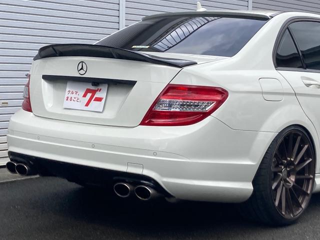 Ｃクラス Ｃ６３　ＡＭＧ　Ｋ＆Ｗ車高調　ＨＲＥ２０インチＡＷ　ＬＳＤ　ワンオフチタンマフラー　Ｖ８ＮＡ６２００ｃｃ　本革シート　サンルーフ　ナビ　ＥＴＣ（11枚目）