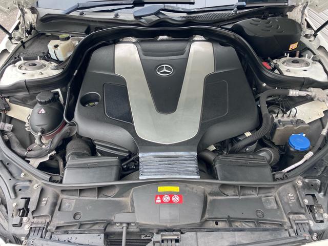 Ｅクラス Ｅ３５０　ブルーテック　アバンギャルド　ＡＭＧ　３Ｌ　Ｖ６　ディーゼルターボ　２５２ｐｓ　６３．２ｋｇ・ｍ　ナビ　バックカメラ　本革　パワーシート　サンルーフ　アルミホイール（41枚目）