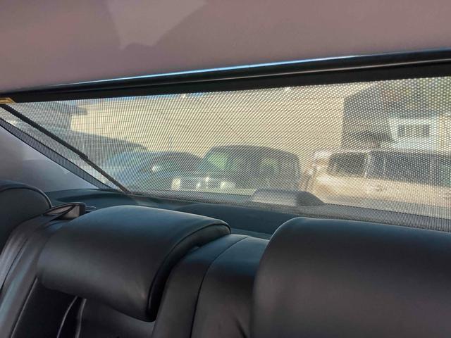 セルシオ C仕様 オートクルーズコントロール バックカメラ ナビ アルミホイール HID AT シートヒーター キーレスエントリー 電動格納ミラー 盗難防止システム パワーシート DVD再生 MD 衝突安全ボディ(35枚目)