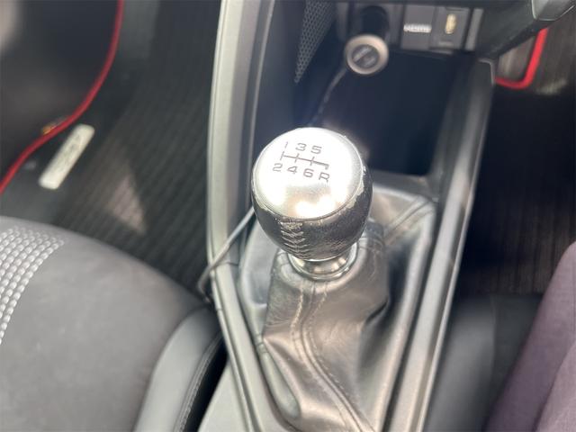 Ｓ６６０ α　オープンカー　ドライブレコーダー　ＥＴＣ　バックカメラ　オートクルーズコントロール　衝突被害軽減システム　オートライト　ＭＴ　スマートキー　アルミホイール　ＥＳＣ　ＵＳＢ　エアコン　パワーステアリング（6枚目）