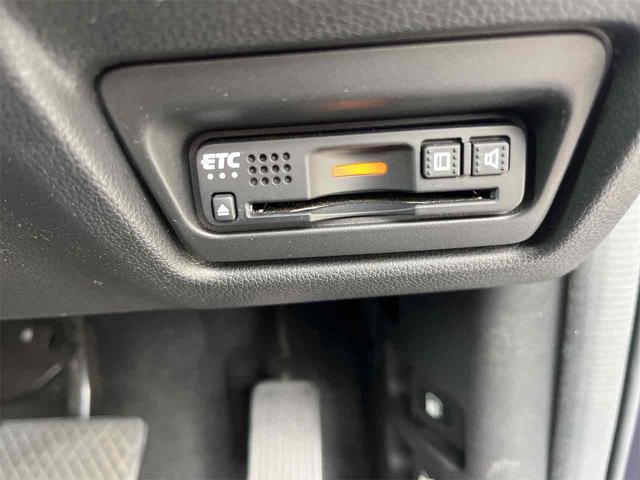 ステップワゴンスパーダ スパーダ　ホンダセンシング　ＥＴＣ　バックカメラ　ナビ　ＴＶ　オートクルーズコントロール　レーンアシスト　衝突被害軽減システム　両側電動スライドドア　オートライト　ＬＥＤヘッドランプ　スマートキー　アイドリングストップ（4枚目）