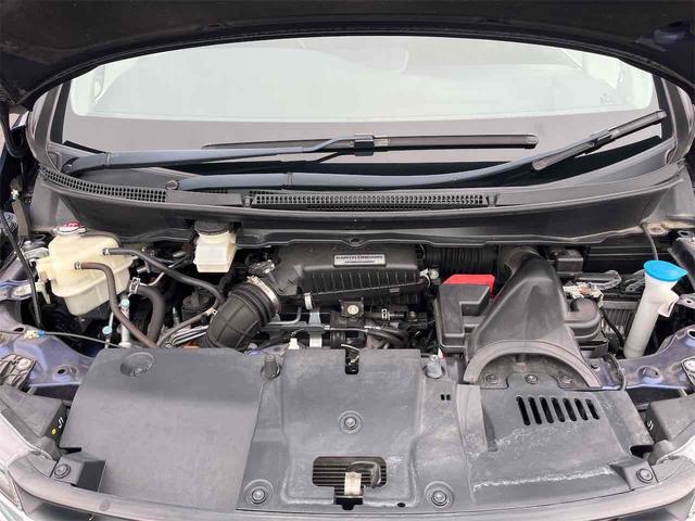 ステップワゴンスパーダ スパーダ　ホンダセンシング　ＥＴＣ　バックカメラ　ナビ　ＴＶ　オートクルーズコントロール　レーンアシスト　衝突被害軽減システム　両側電動スライドドア　オートライト　ＬＥＤヘッドランプ　スマートキー　アイドリングストップ（19枚目）