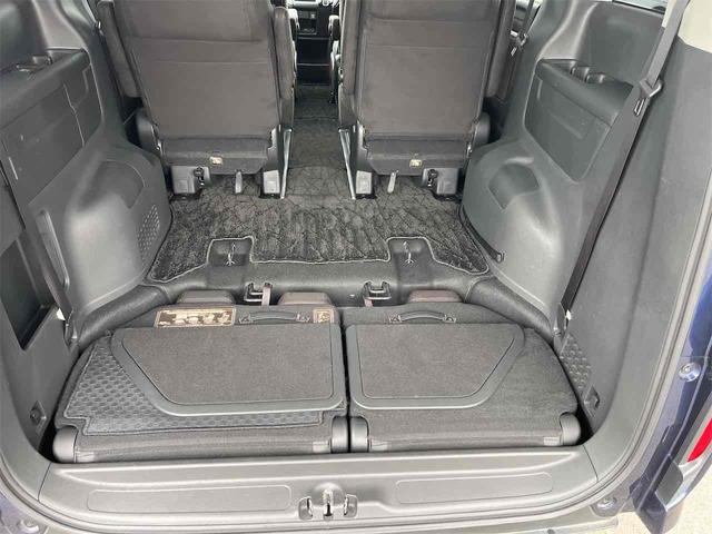 ステップワゴンスパーダ スパーダ　ホンダセンシング　ＥＴＣ　バックカメラ　ナビ　ＴＶ　オートクルーズコントロール　レーンアシスト　衝突被害軽減システム　両側電動スライドドア　オートライト　ＬＥＤヘッドランプ　スマートキー　アイドリングストップ（25枚目）